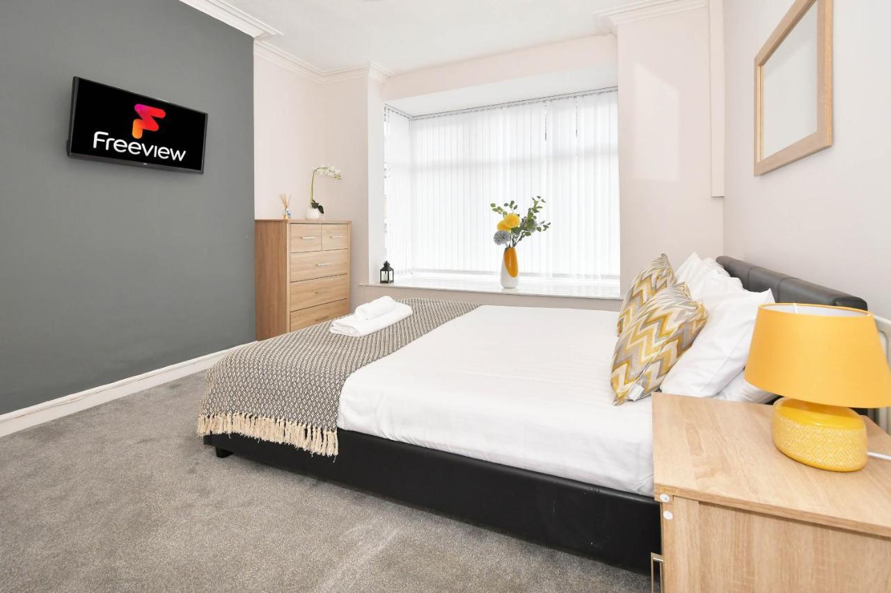 Wistaston House By Yourstays 5 Double Bedrooms And 2 Bathrooms, Great For Groups! Book Now! Crewe Exterior photo