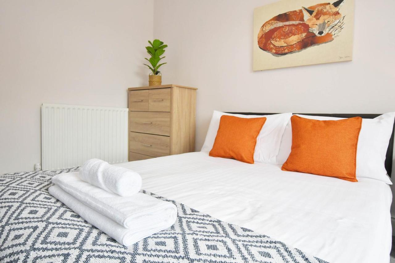 Wistaston House By Yourstays 5 Double Bedrooms And 2 Bathrooms, Great For Groups! Book Now! Crewe Exterior photo